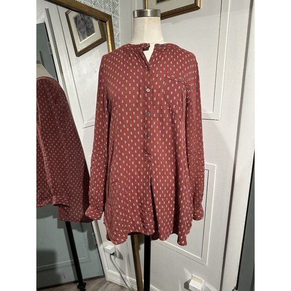 Free People Deep V Boyfriend Shirt - Picture 2 of 9